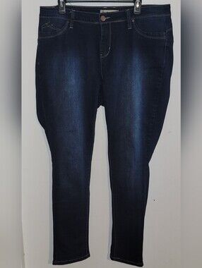 Wannabettabutt Women's Dark Blue Stretch Skinny Jeans